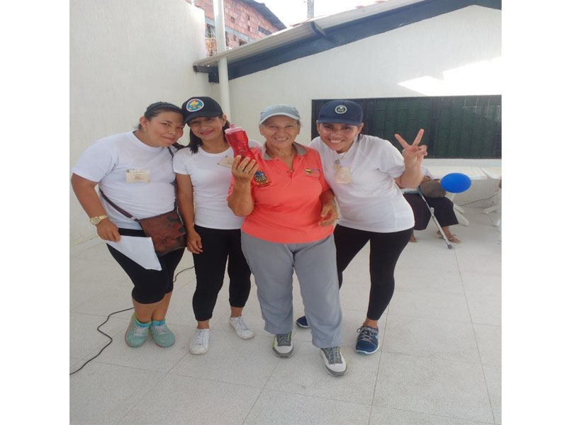 INTERACTUANDO CON EL ADULTO MAYOR