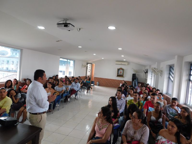 INDUCCIÃN ESTUDIANTES