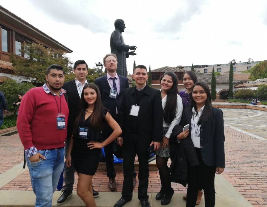 FUNDES PARTICIPA EN SIMPOSIO INTERNACIONAL DE CLIL