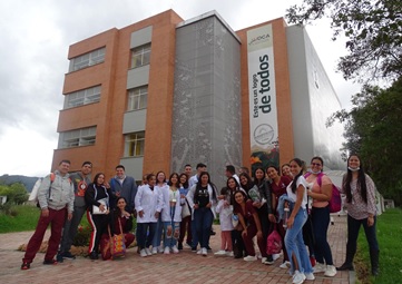 Visita pedagÃ³gica a la farmacÃ©utica Coaspharma y la universidad U.D.C.A. en BogotÃ¡