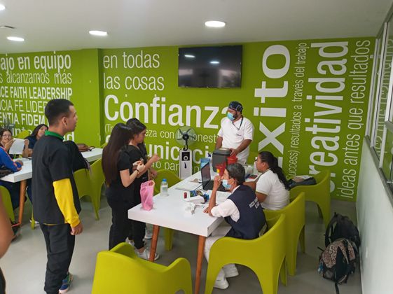 JORNADA DE VACUNACIÃN VPH, COVID-19, INFLUENZA