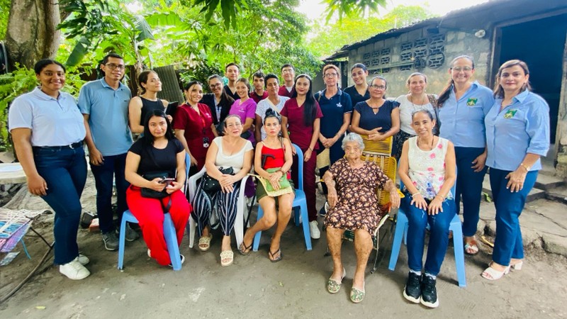 FUNDES trabaja en el empoderamiento de las mujeres cuidadoras y los adultos mayores de Coello, Tolima.