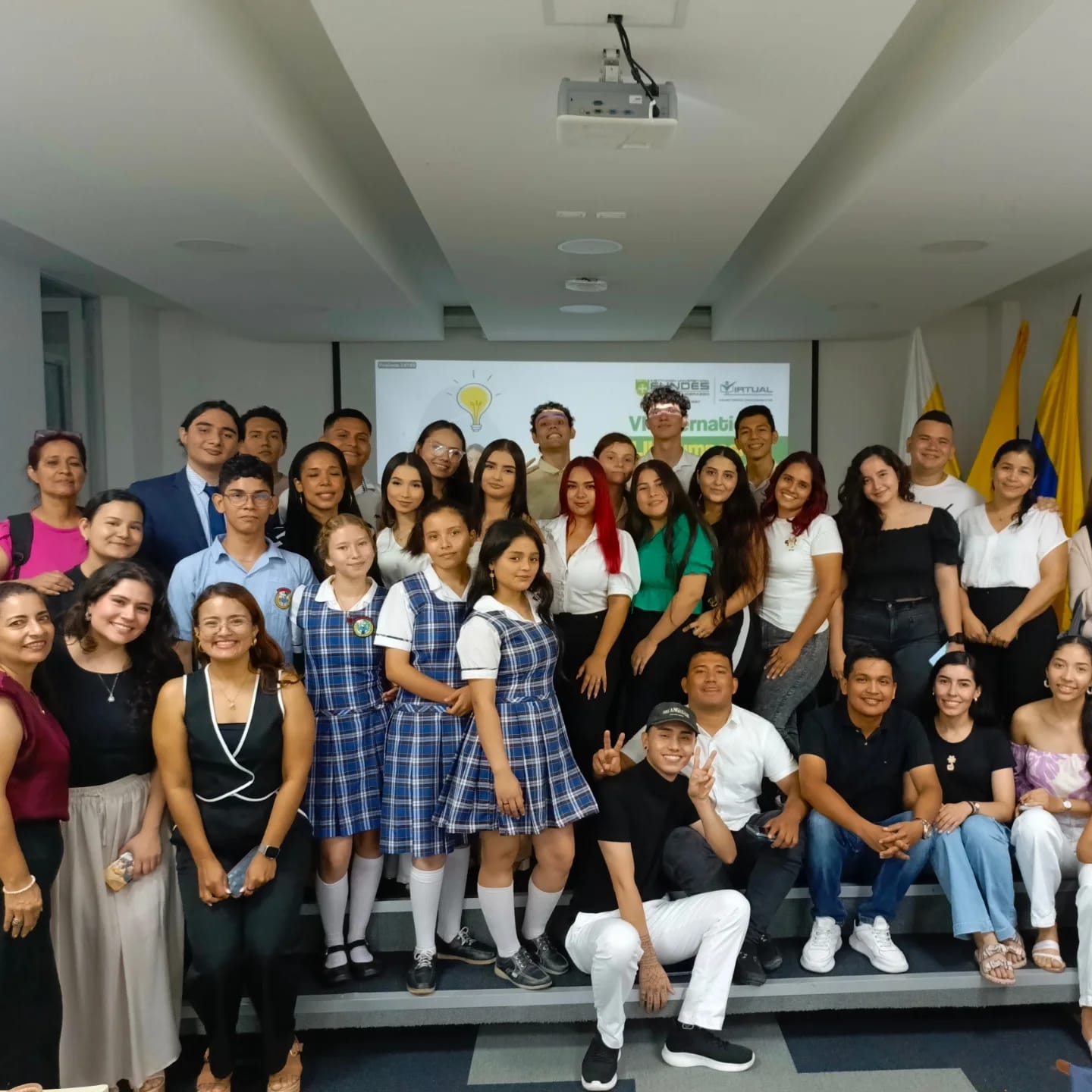 FUNDES convierte el Parque CastaÃ±eda en un aula abierta de inglÃ©s, innovaciÃ³n y cultura 